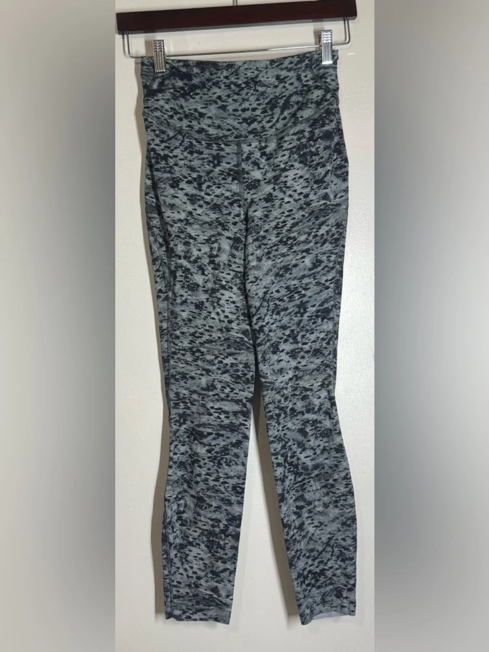 Lululemon Base Pace High-Rise Running Tight